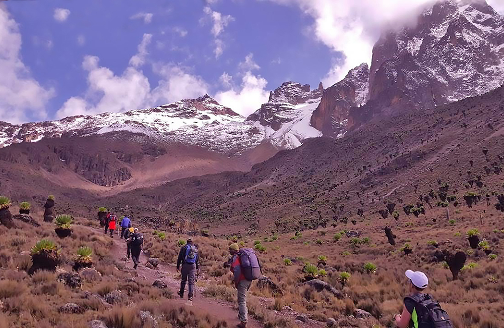 4 päeva Mount Kenya Sirimoni marsruut